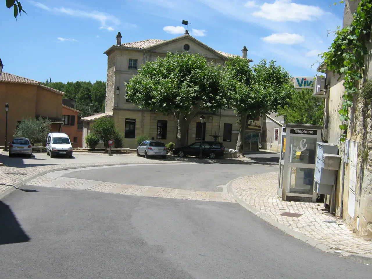 Dépannage informatique à Saint-Marcel-de-Careiret - RJ6
